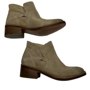 DIBA TRUE Casp Ian Western Booties Tan Suede SZ 6